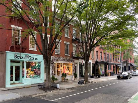 The West Village, NYC Neighborhood Guide – Go New York.